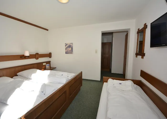 Bed & Breakfast Haus Arnold By Chatel Reizen Sölden